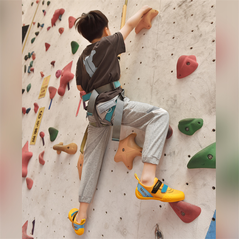 Rock-Climbing Shoes Boys Girls - Kids Outdoor Gear recensione e prezzo