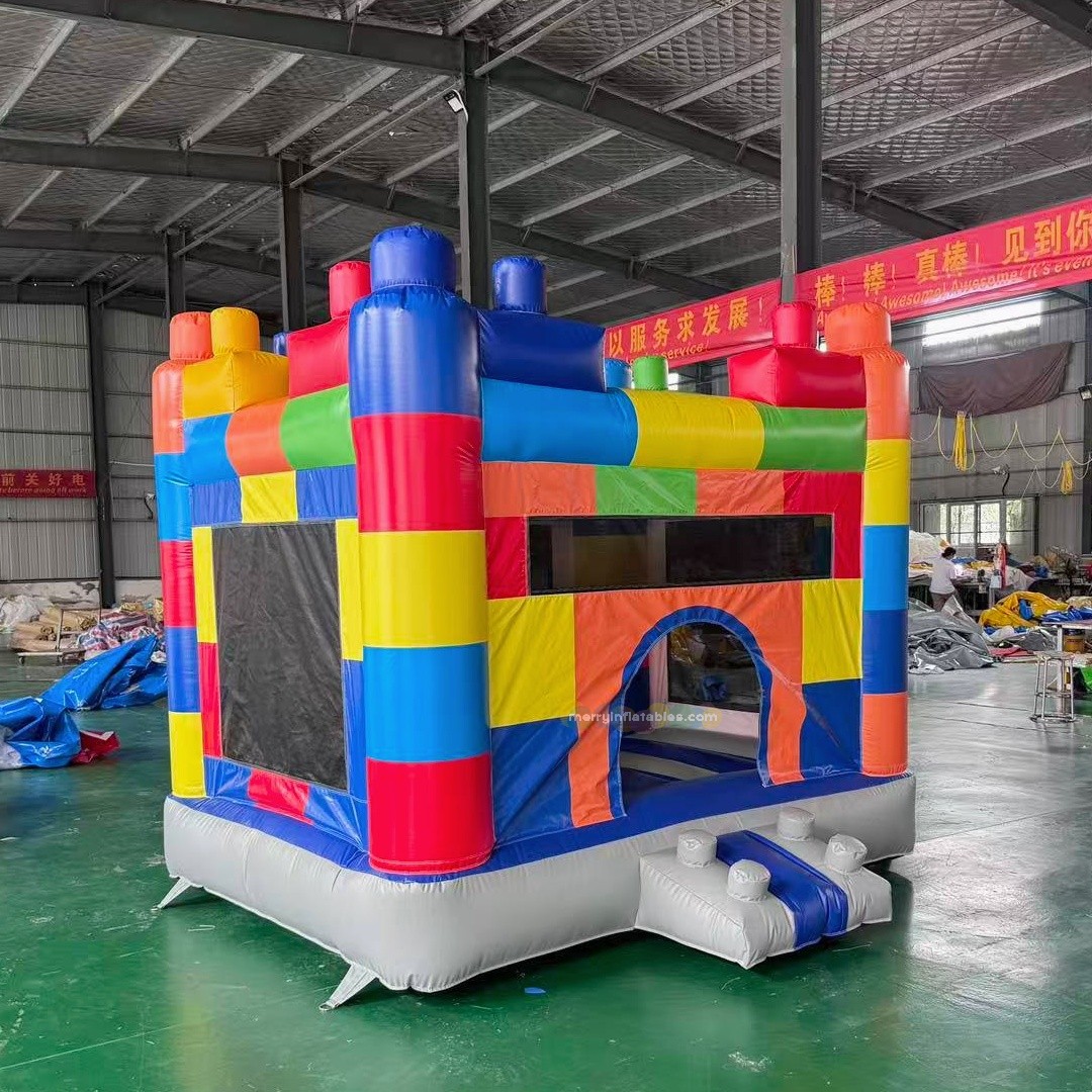 Kids Bounce House Jumping Cast - Kids Outdoor Jump House recensione e prezzo