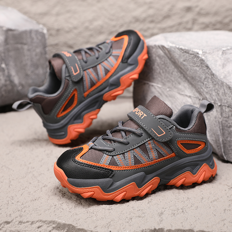 Kids Outdoor Sneakers anti sli - Kids Outdoor Gear recensione e prezzo