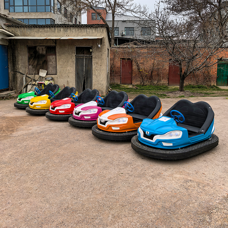 Indoor Playground Battery Dodg - Kids Outdoor Electric Car recensione e prezzo