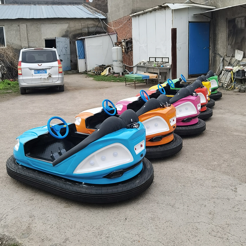 Indoor Playground Battery Dodg - Kids Outdoor Electric Car recensione e prezzo