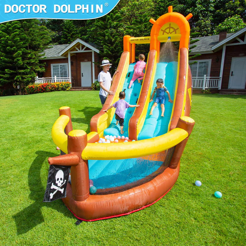 Doctor Dolphin Pirate Ship Out - Kids Outdoor Jump House recensione e prezzo